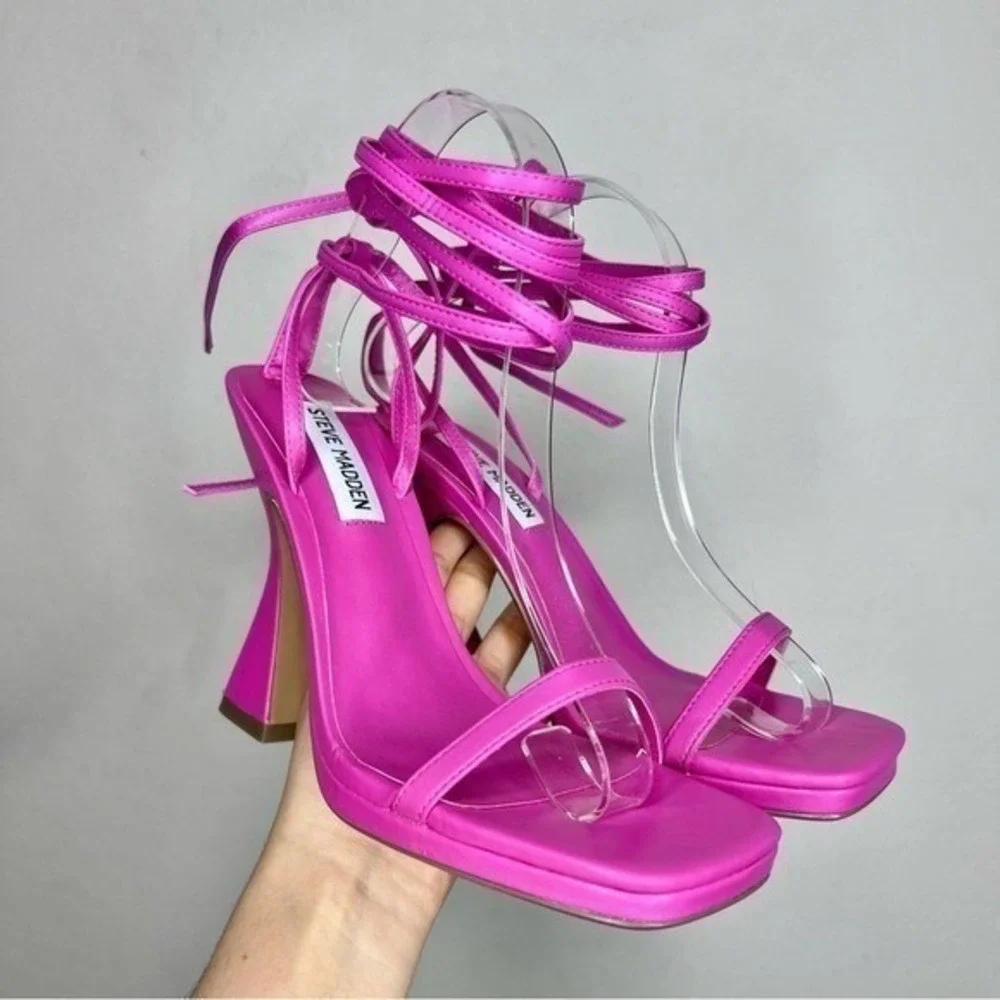 STEVE MADDEN Lafayette‎ Strappy Heels. Size 7.5